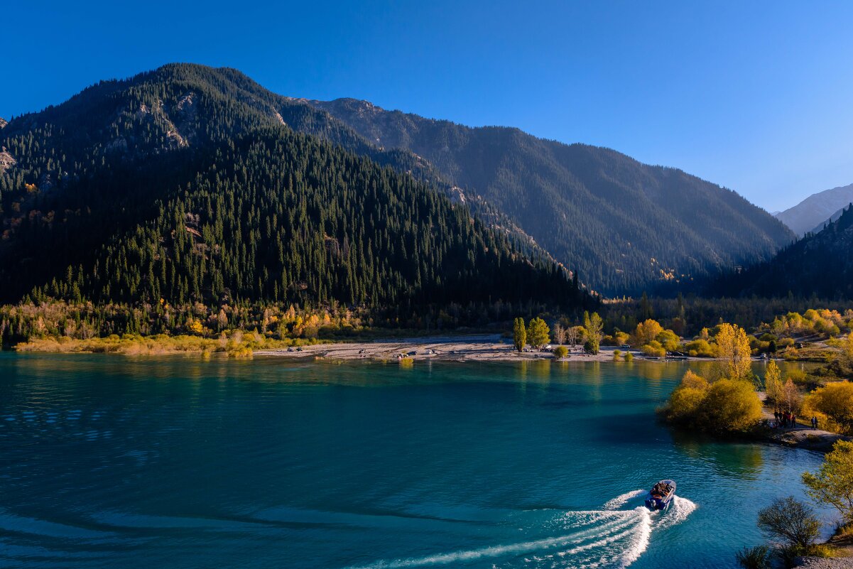 Озеро Иссык 